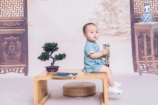 安达宝宝几个月认人